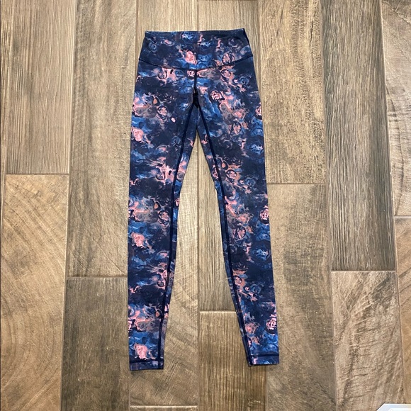 Lululemon Mid Rise - Picture 1 of 4